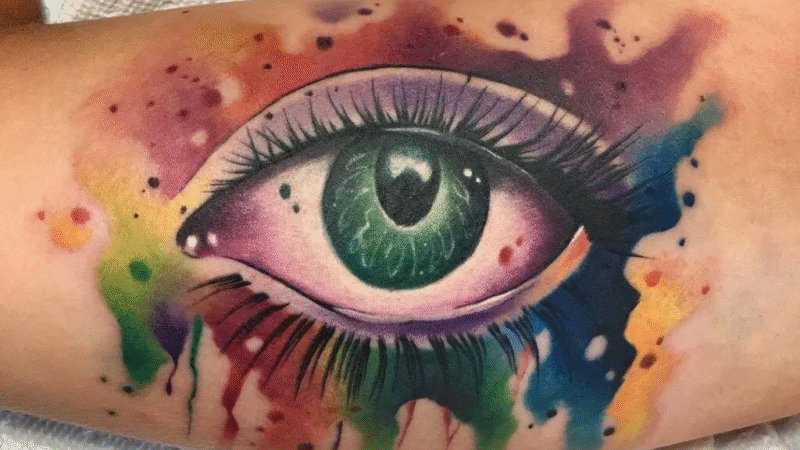 vesiväri tatuointi